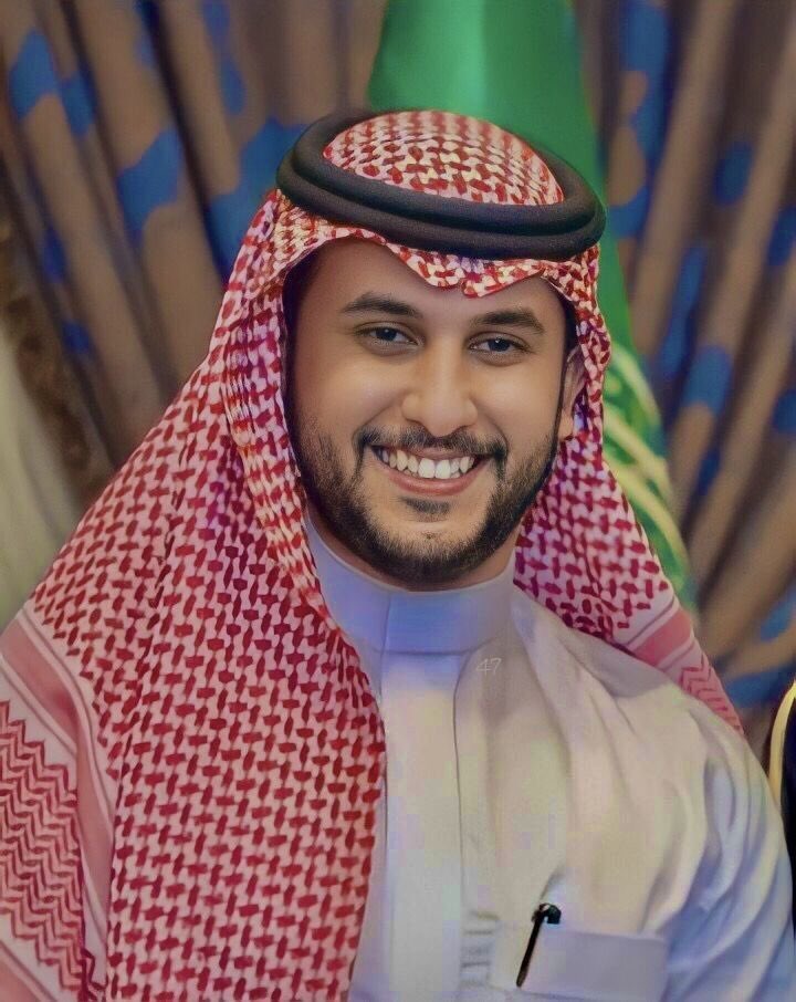 Aymbk's tweet photo. ثريد عن المحبوب نايف حمدان؛ رفيق النوم والأكل
مرجع لأجمل قصصه الجزء الثاني❤️❤️ https://t.co/TMBbDVhAAV