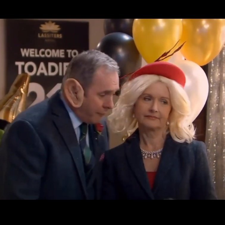 EedSsilb's tweet photo. Forever my King and Queen #Coronation #Neighbours https://t.co/tN9FTp5Qqc