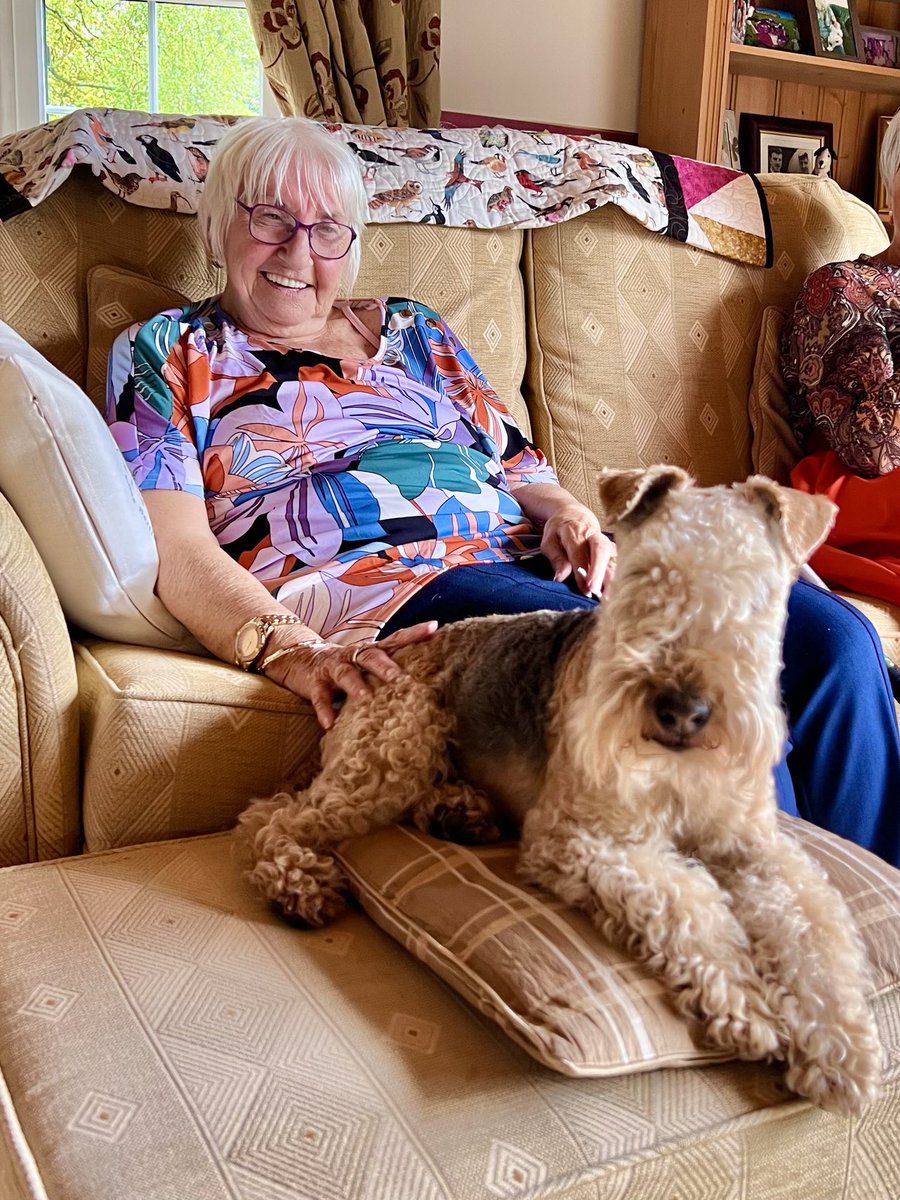 I’m with my Grandma ❤️