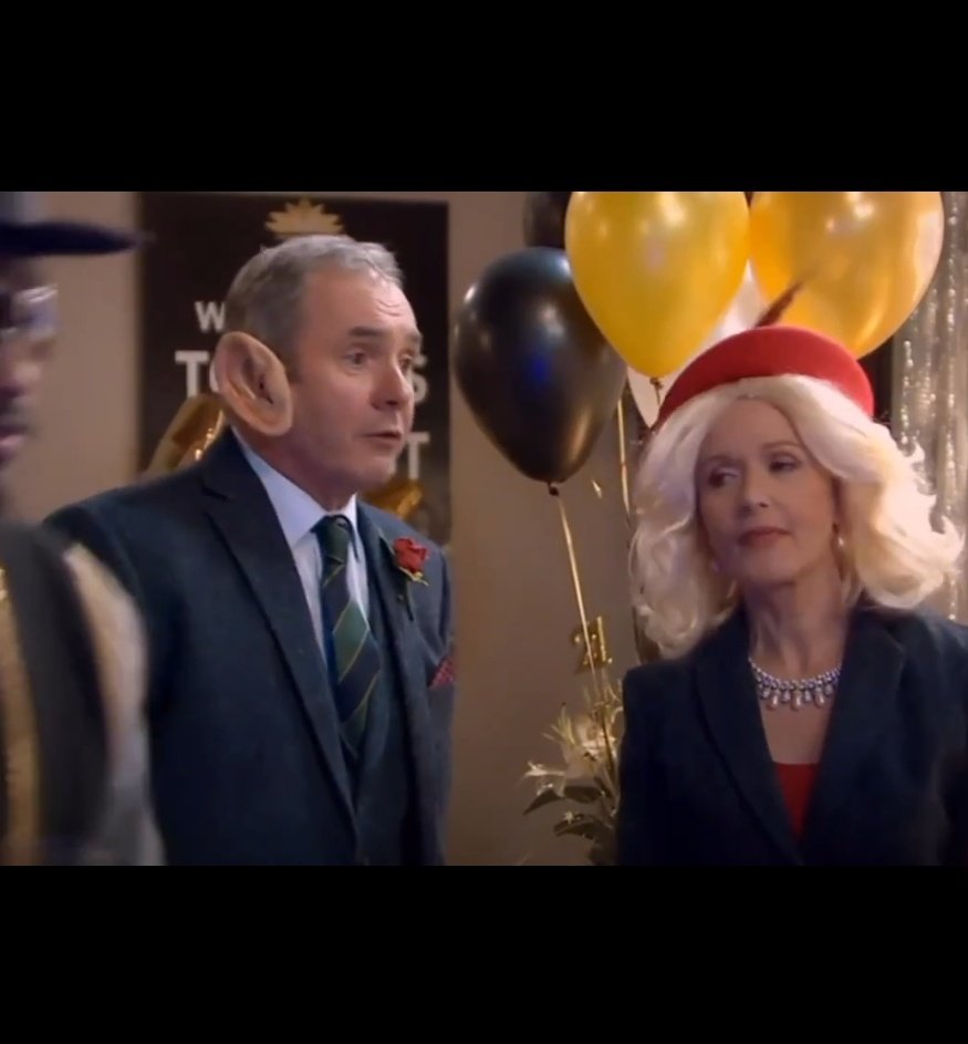 EedSsilb's tweet photo. Forever my King and Queen #Coronation #Neighbours https://t.co/tN9FTp5Qqc