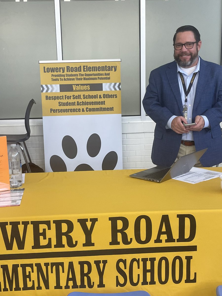 Deborah Traylor tweet media