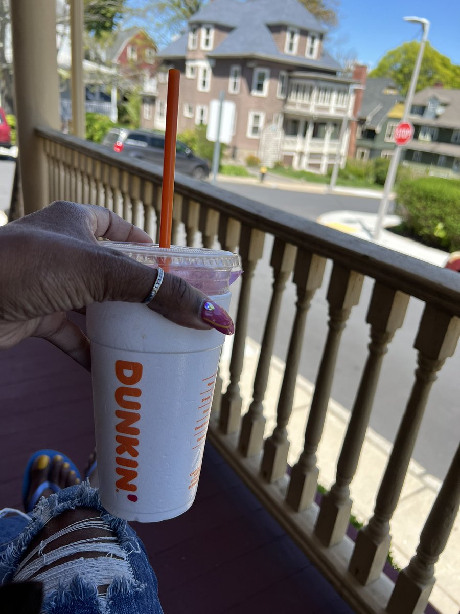 I was teased me for saving my styrofoam cups. I’m glad I did, my iced coffee stays cold! @dunkindonuts #icedcoffee #dunkindonuts #americarunsondunkin #Coffee #styrofoamcup #keepitcold