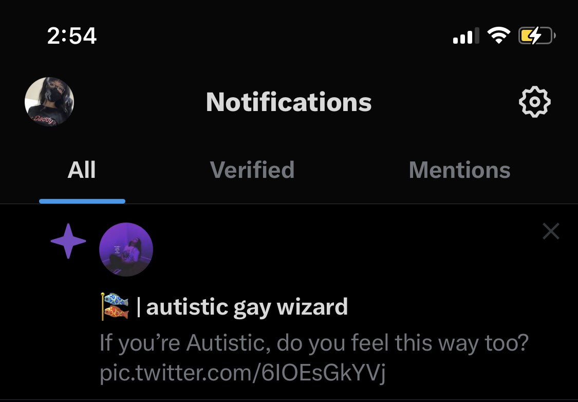 AryaBdsm's tweet photo. @AmberlynWhite no way the recommended feeds me both of these on the same day (ik they not the same but yeah waiting mode is real) https://t.co/24dZXFtwYS