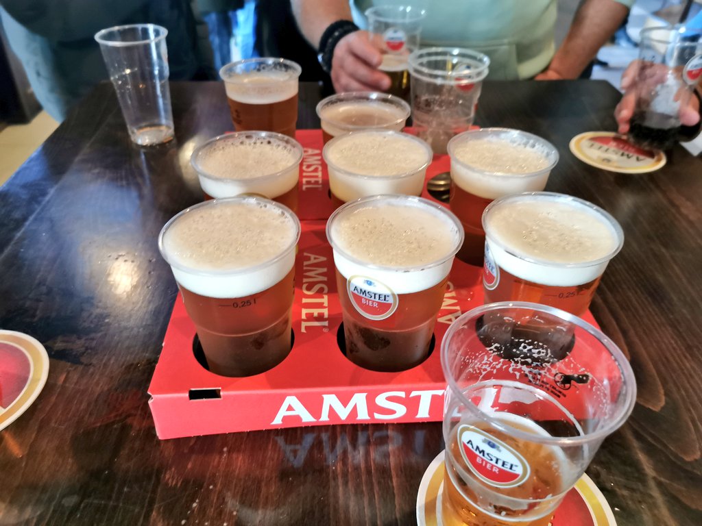 Moed indrinken 🦌🍻 #camutr #dutchcourage