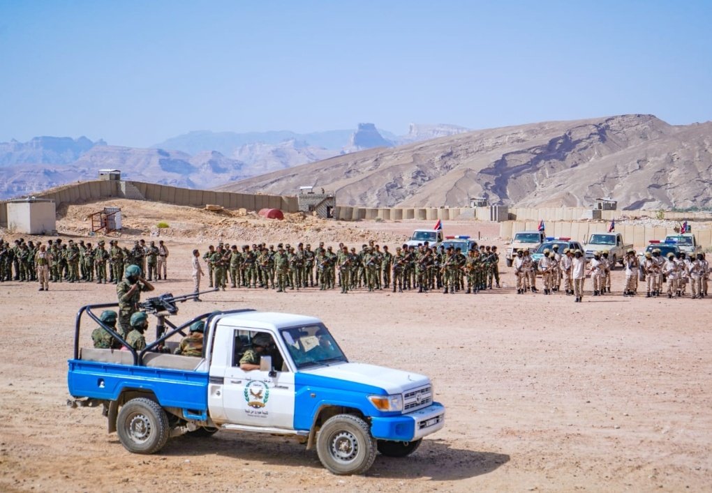 صور من تدشين حملة منع السلاح بالمديريات الجنوبية بقيادة المقدم اصيل بن رشيد، نائب قائد القوات والعمليات المشتركة بمحافظة شبوة
#جنوبيون_صف_واحد
#اللقاء_التشاوري_الجنوبي