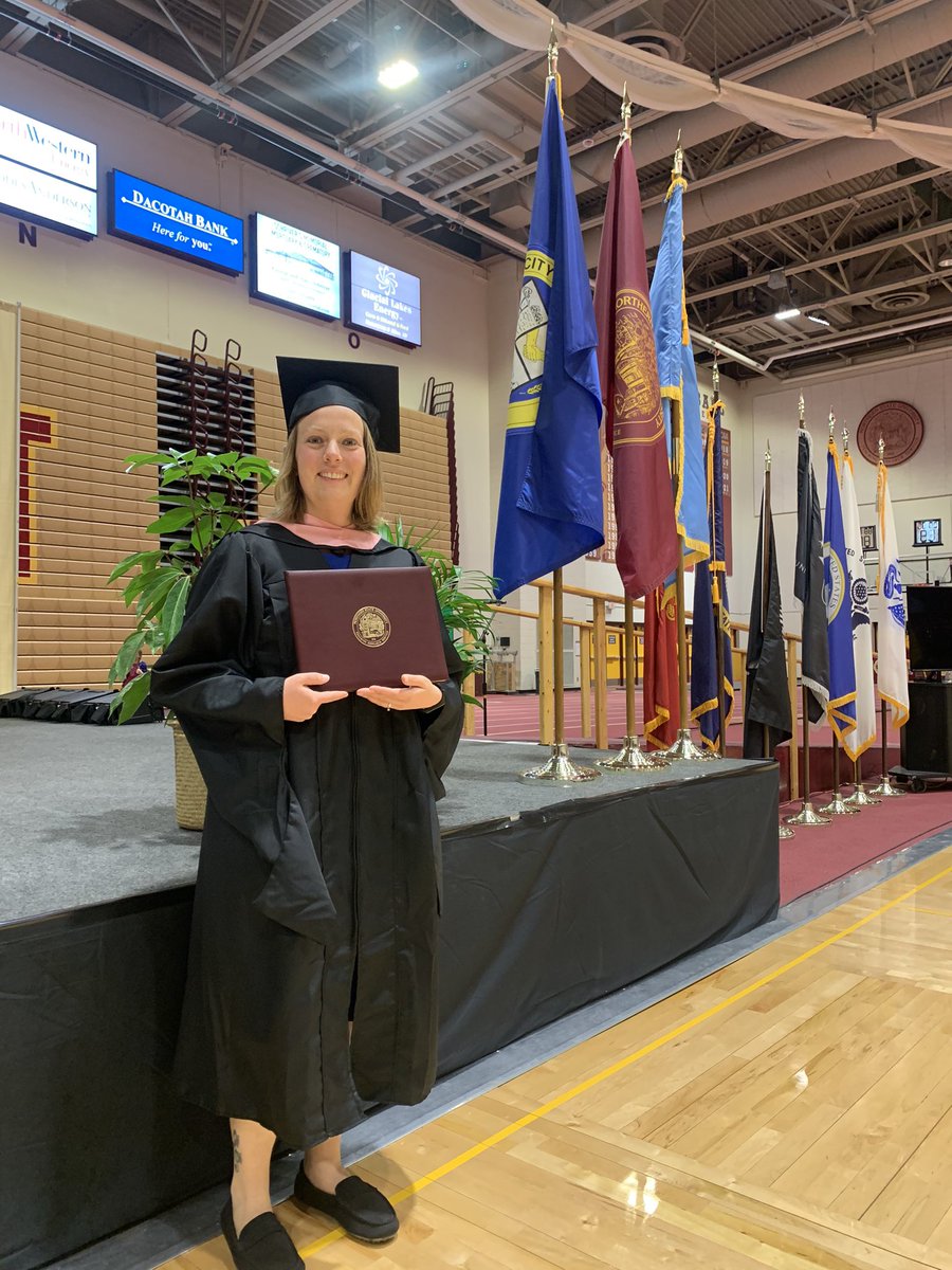 Mrs. Nguyen tweet media