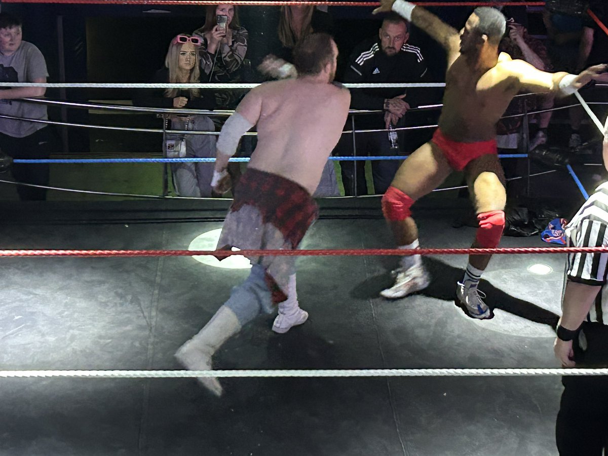 PCWsoundguys's tweet image. Single action now at @PCW_UK #springslam with @CSR_Wrestler vs @RoyFalconer16