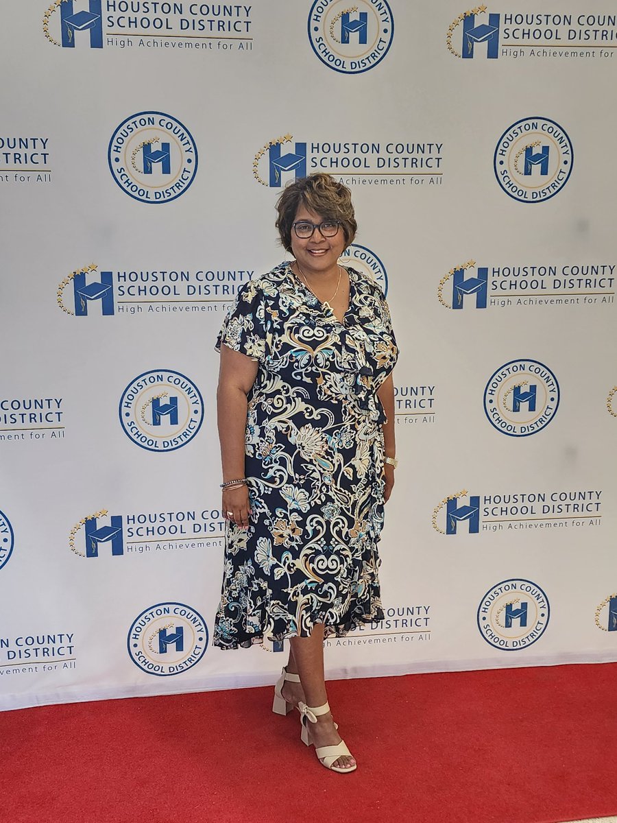 Officially Retiring after 30 Years as a Social Studies &amp; Reading Middle School Teacher &amp; Social Studies Instructional Specialist 🎊🎈🎊