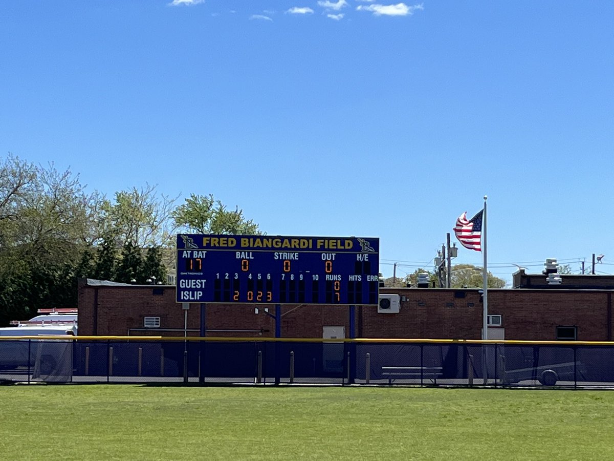 Islip Baseball tweet media