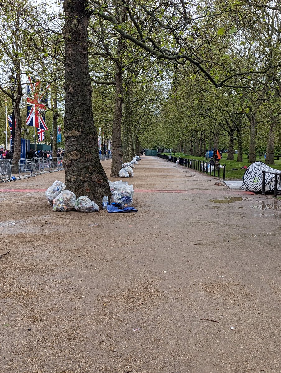 KloteKind's tweet photo. @SkyNews The unseen heroes are the people that clear up the mountains of trash that people left behind. What a disgrace to leave such a mess in the first place. https://t.co/TRqNdv5kv9