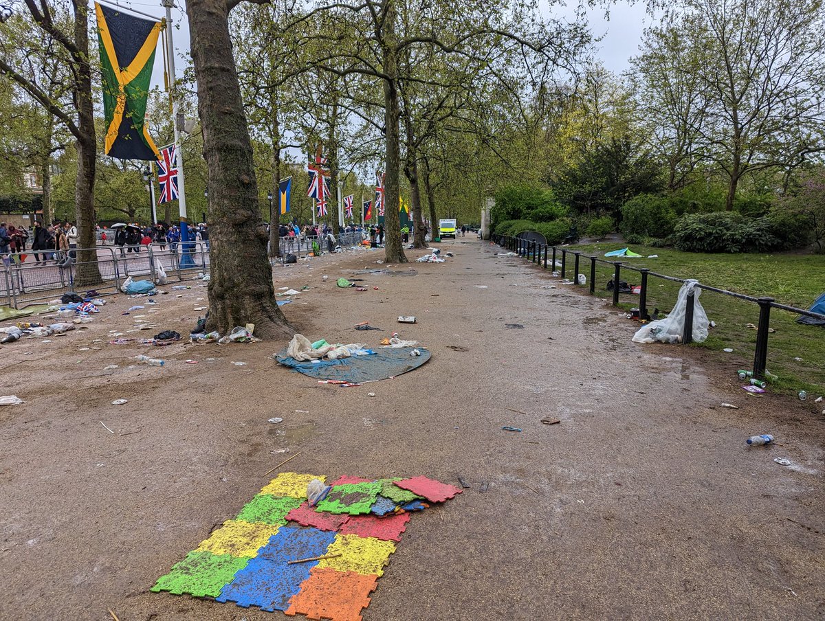 KloteKind's tweet photo. @SkyNews The unseen heroes are the people that clear up the mountains of trash that people left behind. What a disgrace to leave such a mess in the first place. https://t.co/TRqNdv5kv9