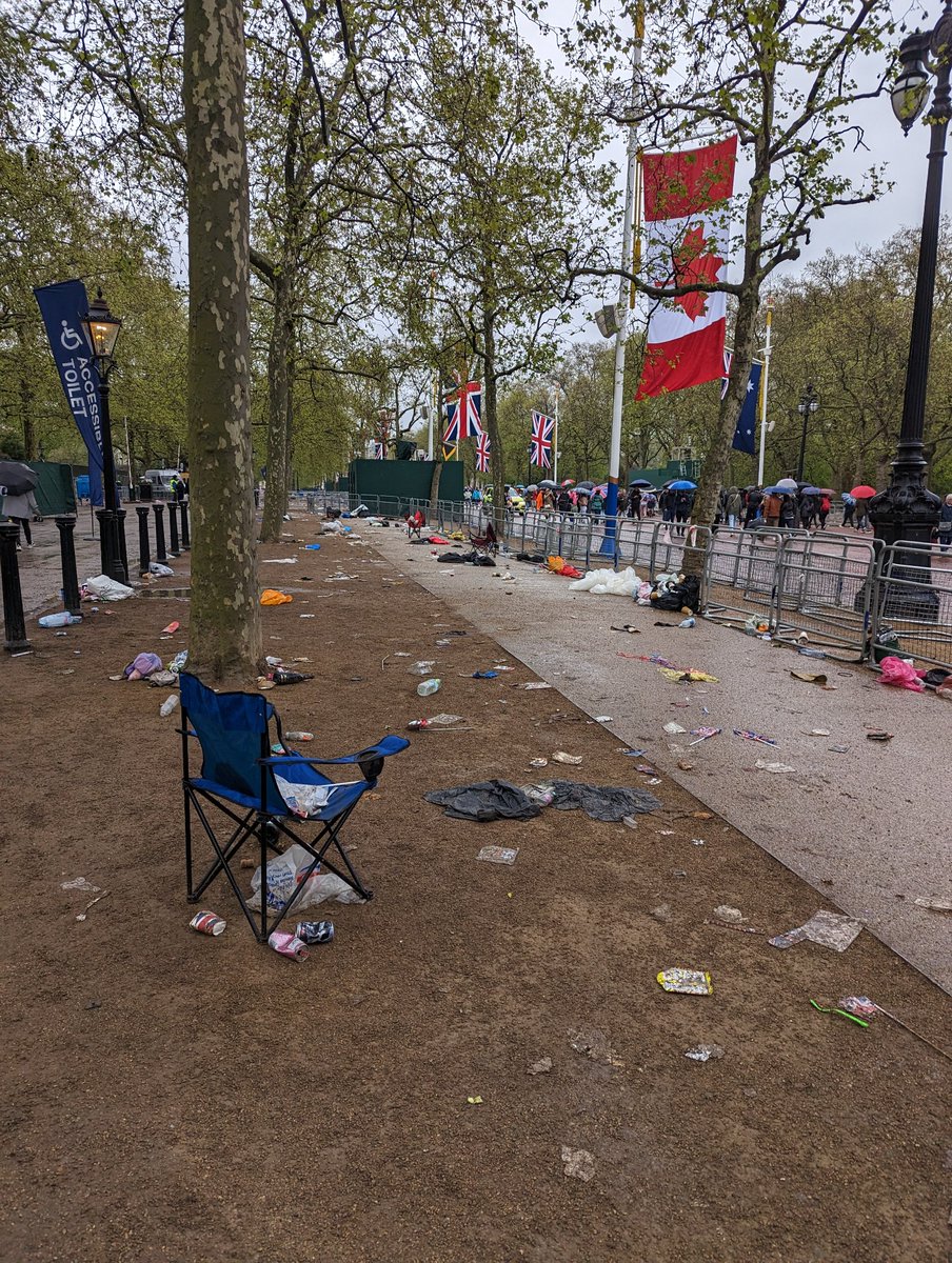 KloteKind's tweet photo. @SkyNews The unseen heroes are the people that clear up the mountains of trash that people left behind. What a disgrace to leave such a mess in the first place. https://t.co/TRqNdv5kv9