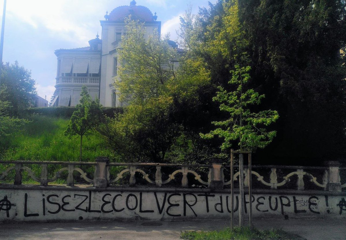 ColvertDuPeuple's tweet image. Vous nous régalez, les artistes nocturnes de Fribourg 🖤🔥