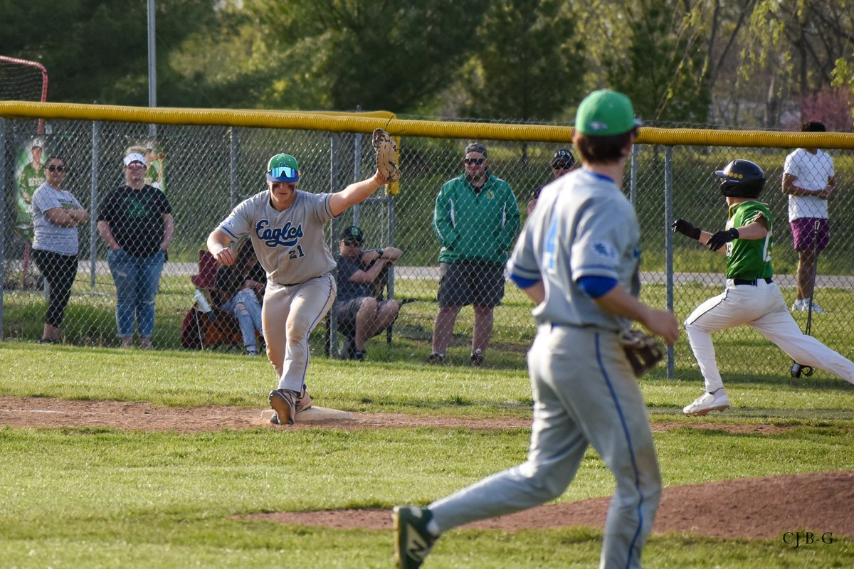 colliemo's tweet photo. CJ Defeats Bethel 12-1 May 5 @CJEaglesSports @cjeaglesBB https://t.co/AcEiklX618