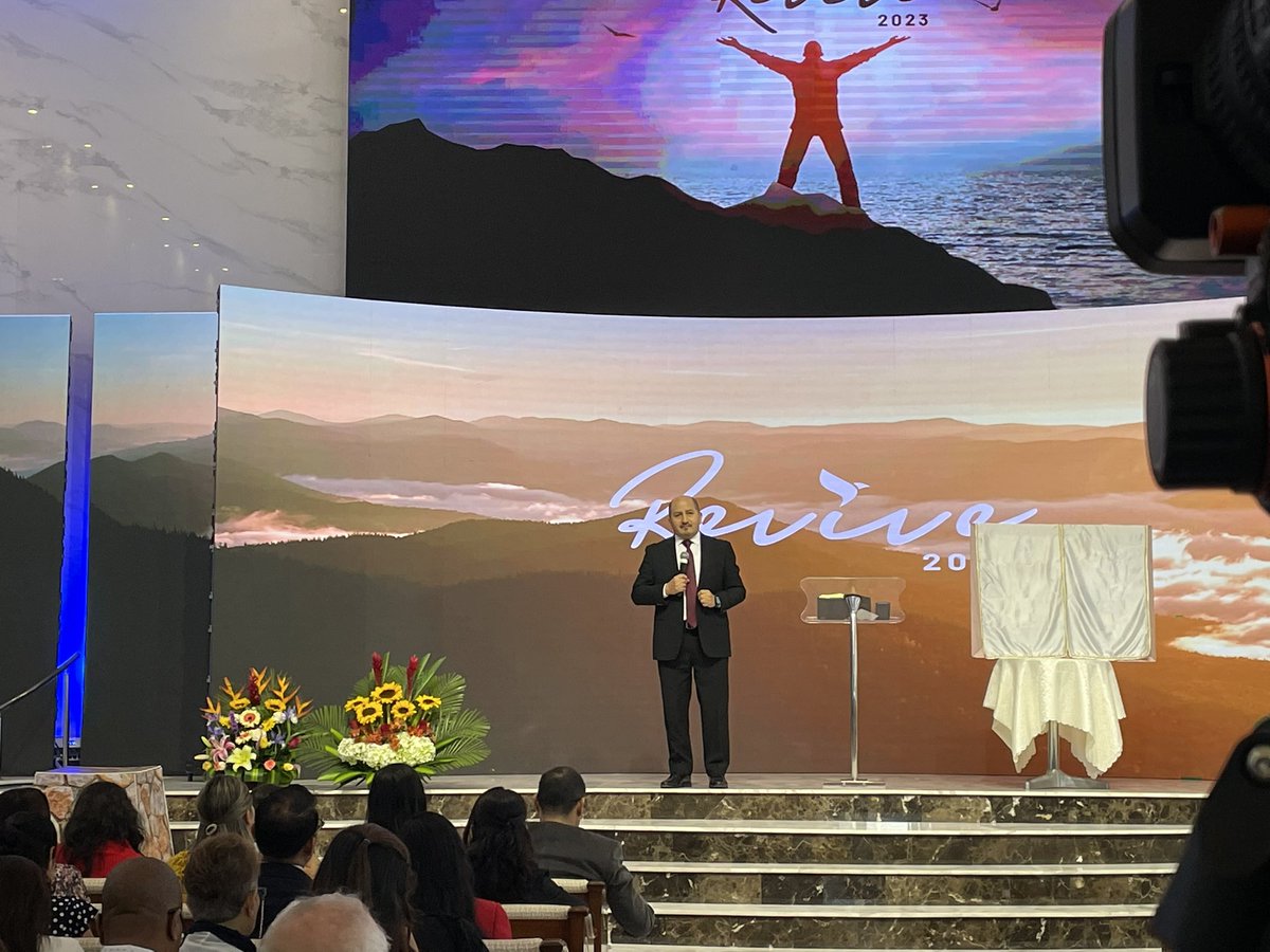 AdventistasUPS's tweet image. “Si no respetamos los recursos que nos dan en esta tierra, mucho menos respetaremos en el cielo” - Pr. Edinson Vásquez 

#Revive2023 #UPS #Actitudes