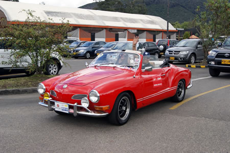carrosyclasicos's tweet photo. Volkswagen Karmann Ghia más de 60 años.https://t.co/LakMFKropU https://t.co/eebN5Lt9Cm