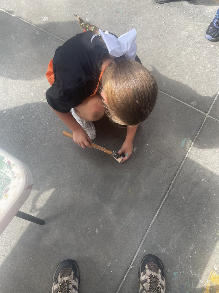 ChiefDougGoerke's tweet photo. Had an amazing time at the @HomeDepot Kids Workshop building planters. My planter needed a lot of work and would’ve been condemned. Thank God for Natalia, who was there to tell me that I was doing it wrong. She took over and built a beautiful planter for me. Thank you to Natalia! https://t.co/afaVdl0wYA