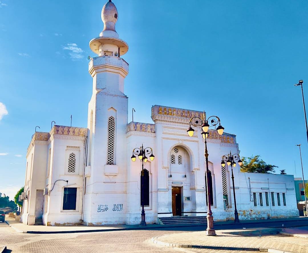 AsnarAmeen's tweet photo. Our beloved Prophet Muhammad SAW prayed masjid @ Tabuk. Amazing historic site I feel honored to be here. Saudi Arabia has amazing muslim history
always feel peaceful, I recommend visiting here. SA.,at Tabuk.., https://t.co/at13hxgi9r