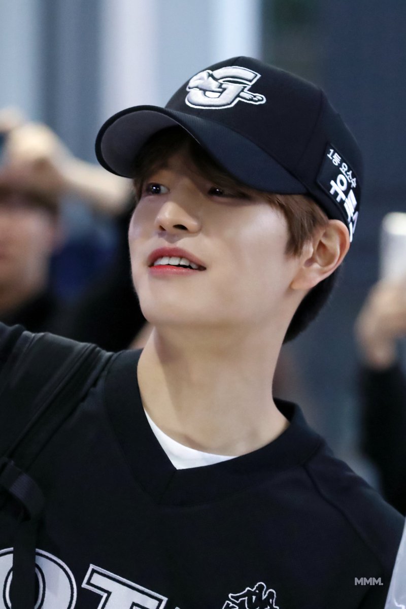 moment_922's tweet photo. 230506 사직야구장

#승민 #Seungmin #스트레이키즈 #straykids https://t.co/CQuExN8cwO
