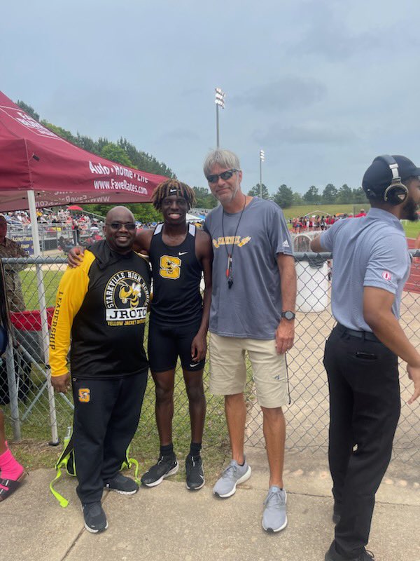 Jacket Athletics tweet media