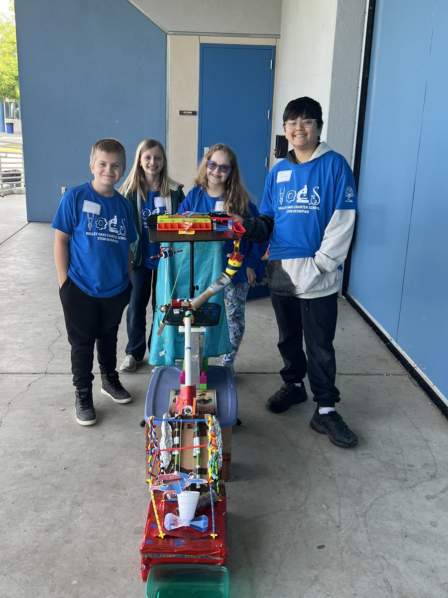 csampsonmath's tweet photo. Catapults, racers, rockets, Rupe Goldberg’s…Oh My! 4th-8th grade students across the county put their engineering skills to the test in the #STEMOlympiad.
#KCSOSProud #WhyKEP #KernCMC https://t.co/qXqdhbmN2C