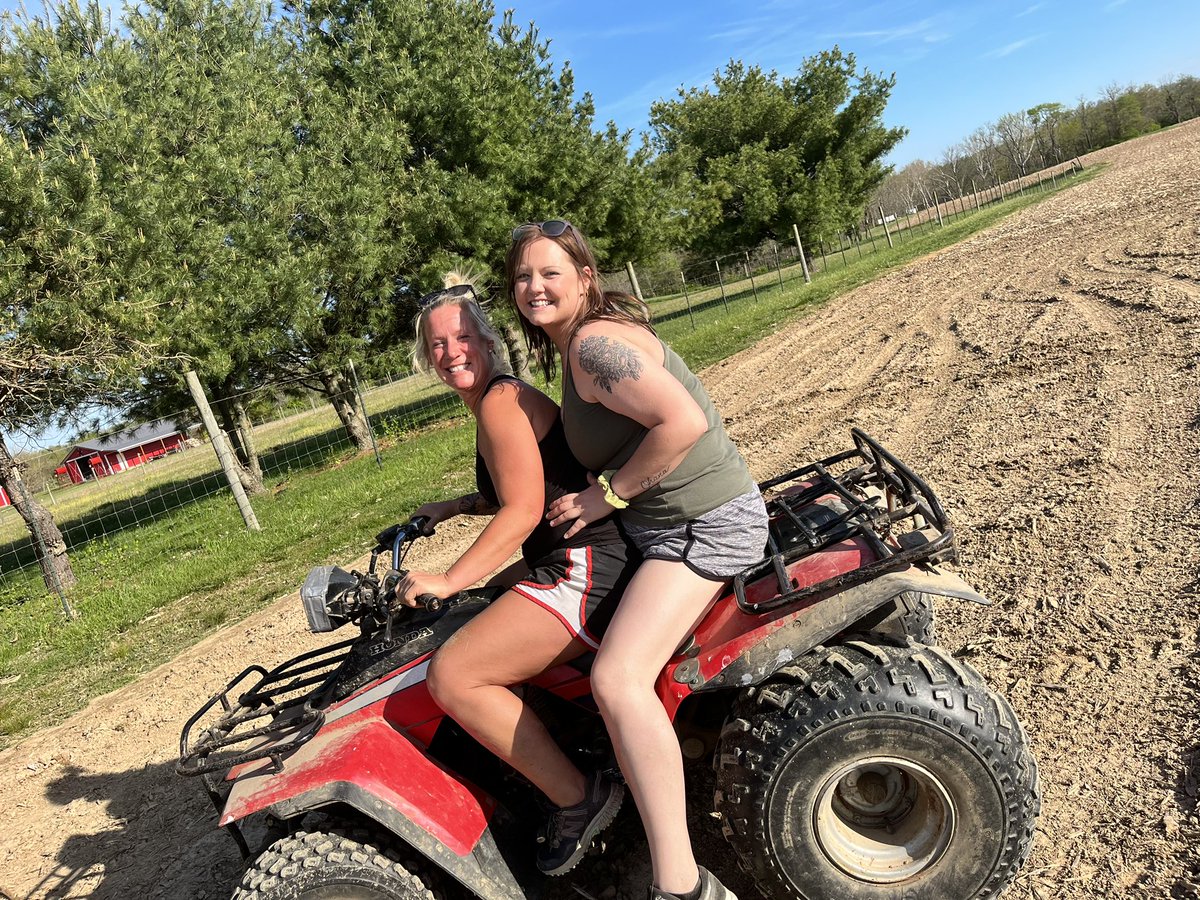 lindseymeyer82's tweet photo. 27 new strawberry rows ready for 2024!! All 7000 plants made it in. We actually ran out of plants 😳😳🤪🤪🤪. Also we have a camera 🎥 gal snapping the hard work and of course the fun!!! Blessed for my family and friends https://t.co/A8fTuO6dMQ