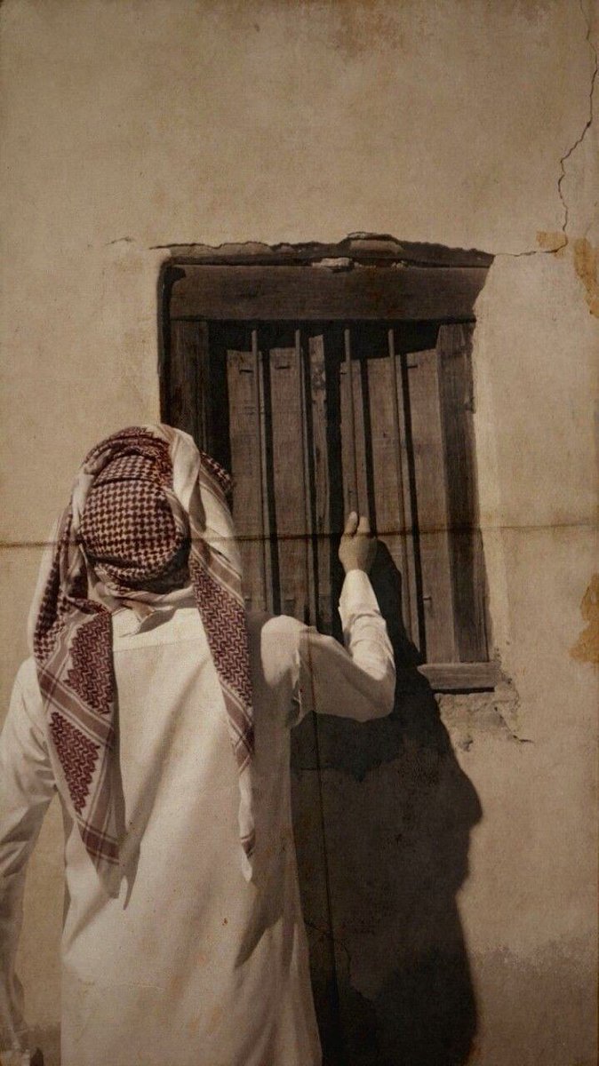 sameroldrose's tweet photo. "واختَار لِنفسكَ عزيزاً يَعِزُّ عليهِ حُزنك.
#افتار7 https://t.co/Mp76cQoUZU
