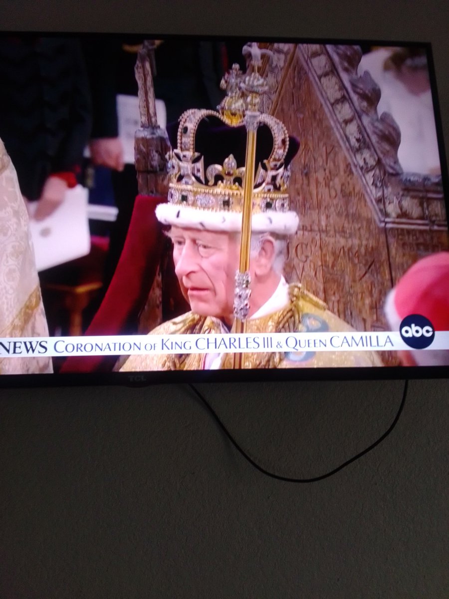 I have witnessed history!  I saw it live as the entire world saw Britain crown their King!  #KingCharlesIII is officially  #KingofEngland  #England #nicehat  #QueenCamilla  #Godsavetbeking #royalcrownofengland #Coronation