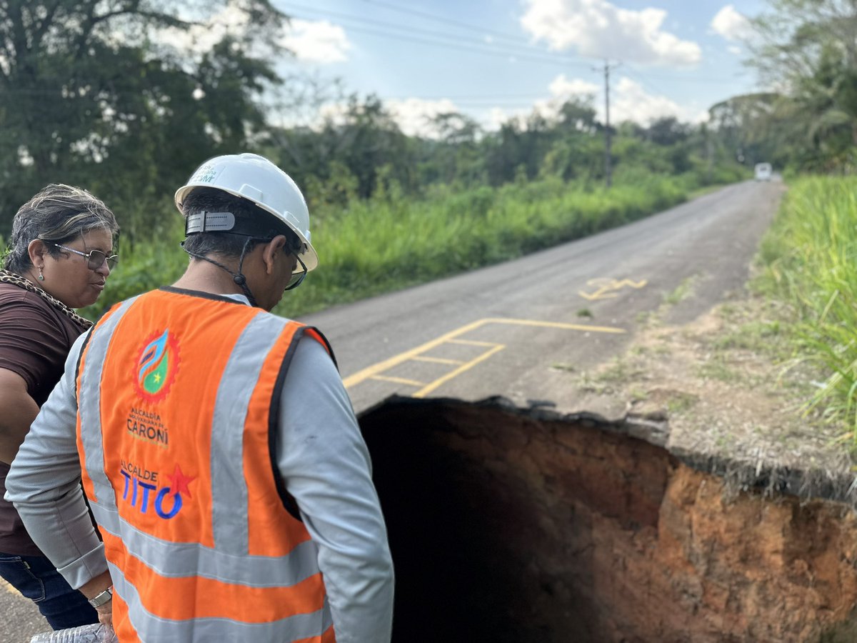 Nuestro alcalde <a href="/OviedoPSUV/">Tito Oviedo</a> comprometido con su gente y dando respuesta inmediata a través de CorpoServGuayana, dieron inicio a los trabajados en el sector Quebrada Honda, Donde se  estará reemplazando alcantarilla galvanizada de 60 pulgadas, para así evitar el colapso del lugar.