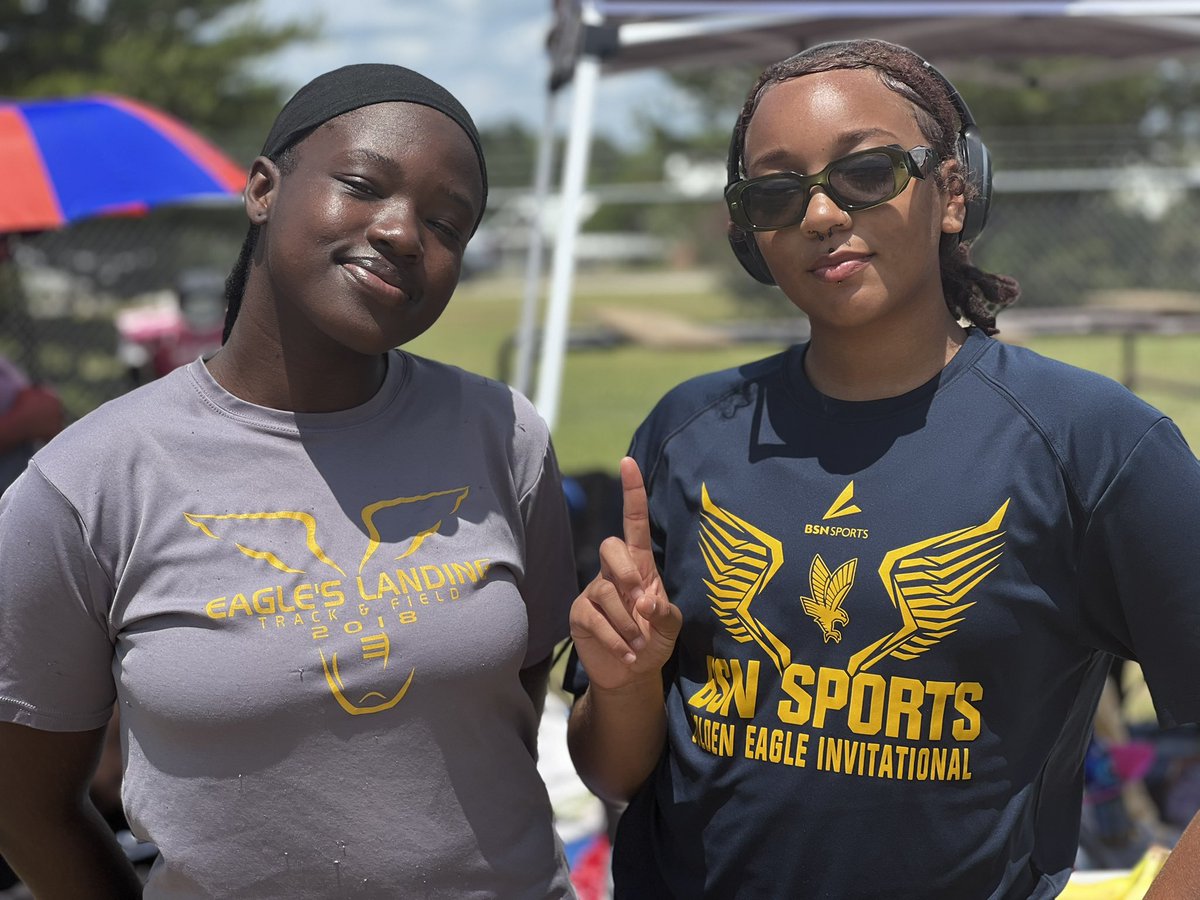 We’re going to state !!! 💙💙
Favour Ekpe in the shot put
Nyla Wilson in Shot put and discus