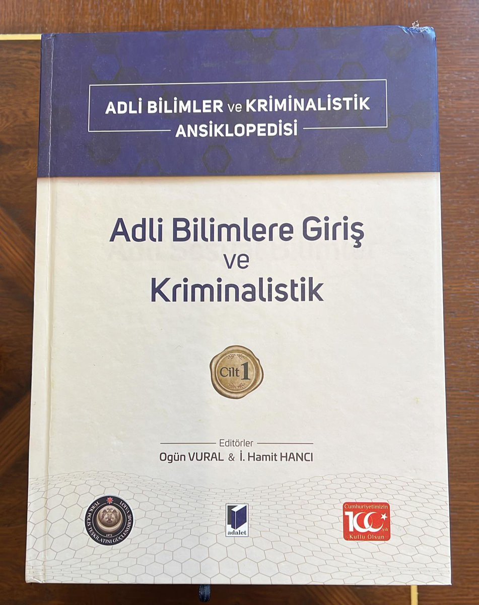 “Terörizm İncelemelerinde Kriminalistik” bölümünü yazdığım, Cumhuriyetimizin 100. yılına armağan edilen, Ogün Vural ve Hamit Hancı editörlüğünde, 10 ciltlik “Adli Bilimler ve Kriminalistik Ansiklopedimiz” yayımlamıştır.