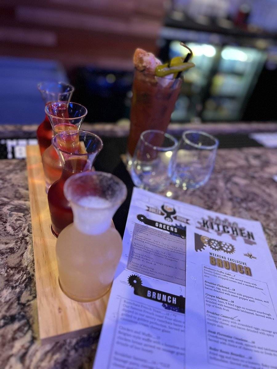 cslydes's tweet image. My Baby is home from a week long work trip. Let the weekend begin! #TheBoilerRoom #DowntownFargoAdventures