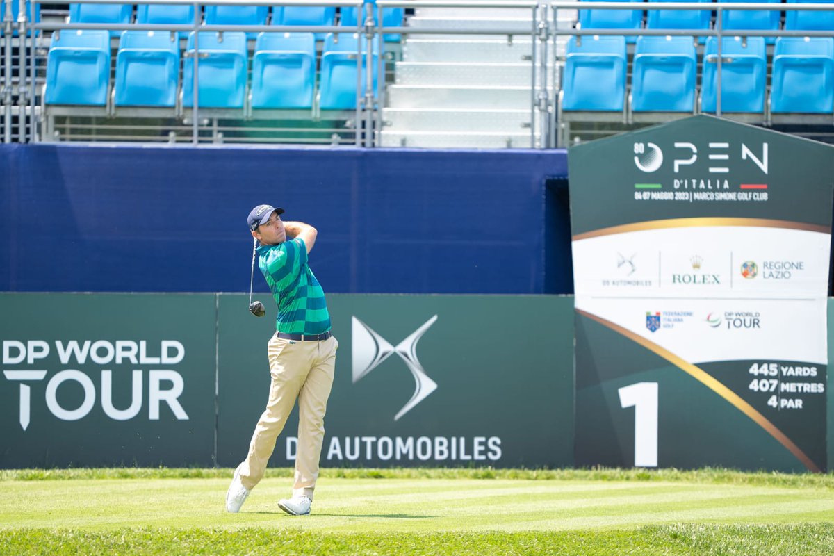ItalianOpen's tweet photo. 📌 R3 #DS80OpendItalia 

Al @marcosimonegolf in testa 🇫🇷 #Guerrier con -12, 2/i 🇫🇷 #Langasque e 🇵🇱 #Meronk (-11).

🏌️Domenica si torna in campo per scoprire chi vincerà! 👉 https://t.co/SYvDUJd4dS

@dsitalia https://t.co/0BqIlMfhCt
