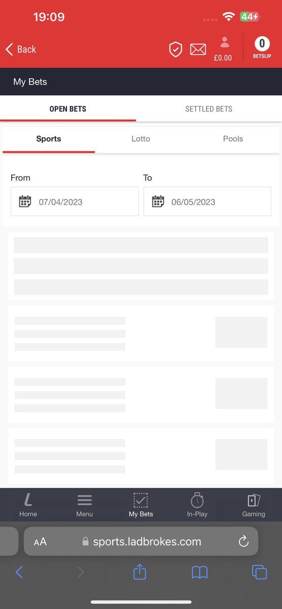 willnicklin89's tweet photo. @Ladbrokes why is everything loading on your site accept my open bats … https://t.co/g9l2vdGp3N