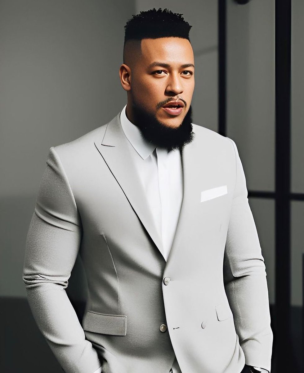 AKA the winner✨🕊 #MetroFMAwards