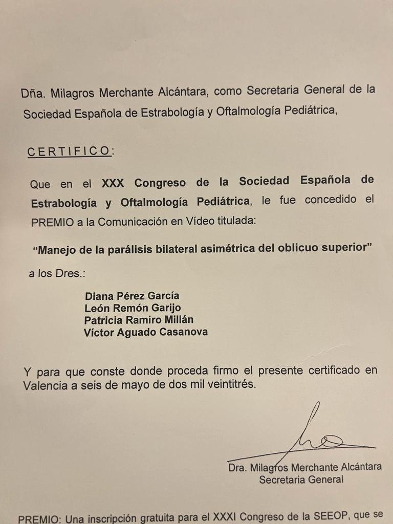 javierascaso's tweet photo. Orgullosos de que la sección de Estrabología y Oftalmología Pediátrica del Hospital Clínico Universitario Lozano Blesa de Zaragoza haya vuelto a ganar el Premio a la Mejor Comunicación en Vídeo del Congreso de la #SEEOP @medicoszaragoza @OftalmologiaSEO @unizar @SoydeZaragoza https://t.co/JsxruwkL8X