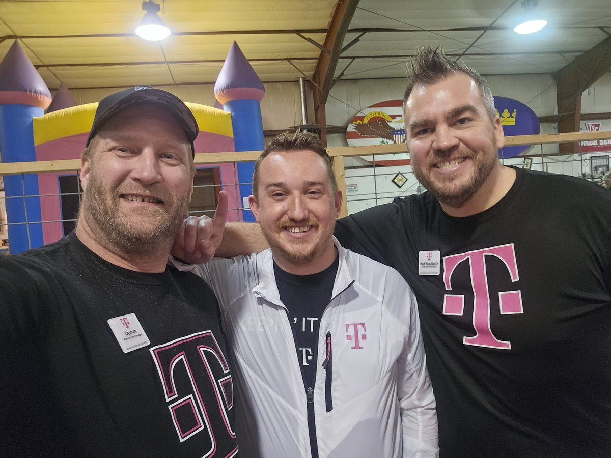 Daron (@darontmobile1) on Twitter photo All star team assembled at the Jamestown ND Flee market. Come join us!! #uncarrier <a href="/MarkWaschbusch/">Mark Waschbusch</a> @tmobiletony22 <a href="/Linds1227/">Lindsey Waymire</a> <a href="/gnugent28/">Gareth Nugent</a> All star team assembled at the Jamestown ND Flee market. Come join us!! #uncarrier <a href="/MarkWaschbusch/">Mark Waschbusch</a> @tmobiletony22 <a href="/Linds1227/">Lindsey Waymire</a> <a href="/gnugent28/">Gareth Nugent</a>