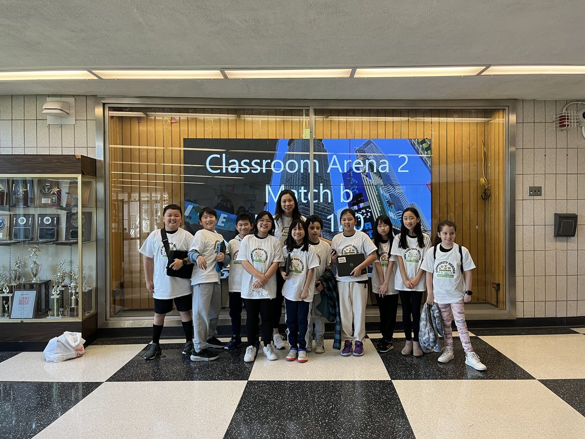 techwithcindy's tweet image. What an exciting day for our @PS41CROCHERON teams to participate in the Queens Battle of the Boroughs! Good job builders! It was a great experience and we all had a lot of fun! TY! #MinecraftChallenge #MinecraftEdu #NYCSchoolsTech