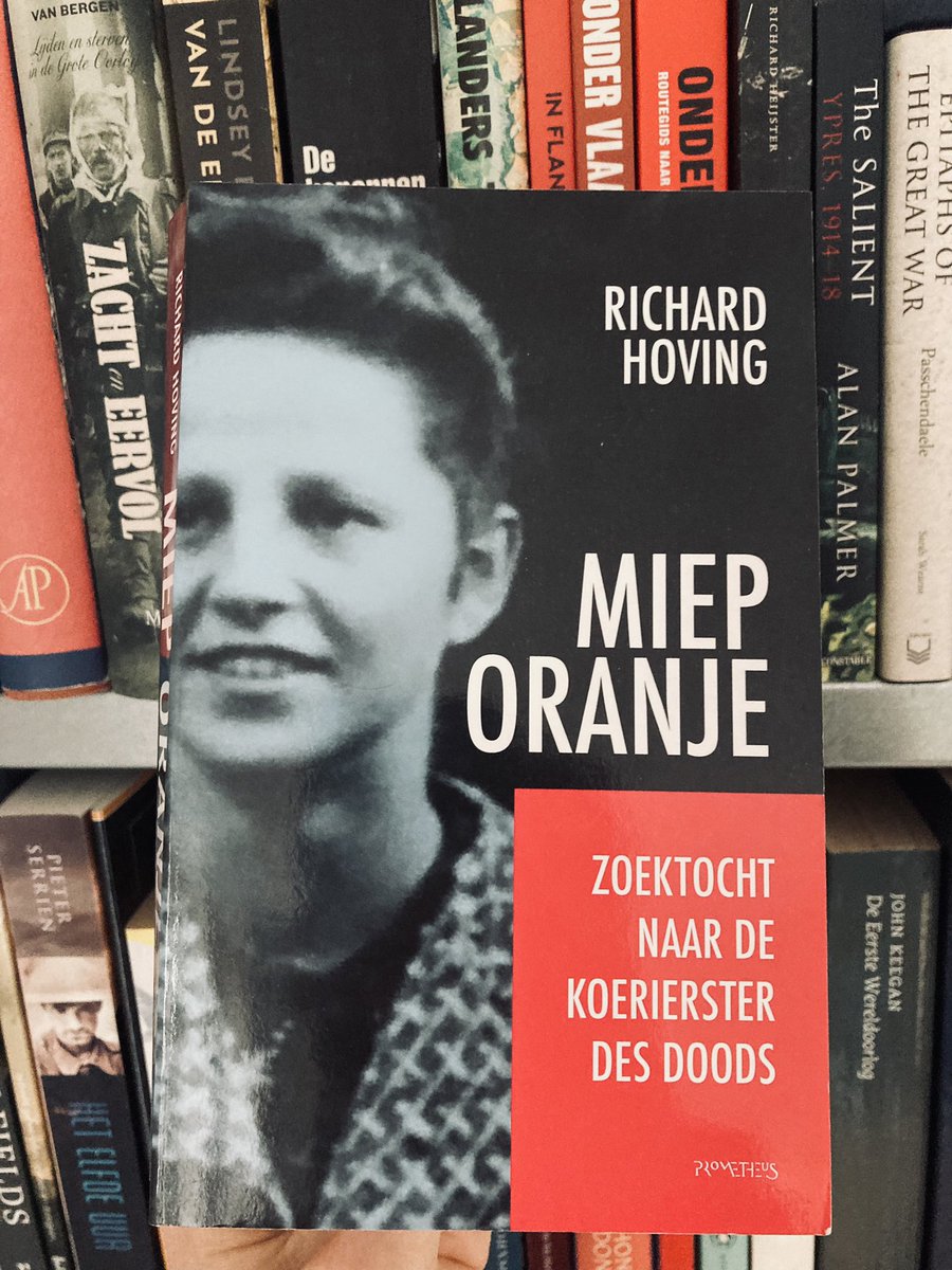Koen van Wijk (@kjvanwijk) on Twitter photo Voor <a href="/TracesOfWarNL/">TracesOfWarNL</a> las ik het boek ‘Miep Oranje. Zoektocht naar de koerierster des doods’ van <a href="/RichardHoving/">Richard Hoving</a>.
Je kan hier lezen wat ik er van vind:
tracesofwar.nl/books/6060/Mie… Voor <a href="/TracesOfWarNL/">TracesOfWarNL</a> las ik het boek ‘Miep Oranje. Zoektocht naar de koerierster des doods’ van <a href="/RichardHoving/">Richard Hoving</a>.
Je kan hier lezen wat ik er van vind:
tracesofwar.nl/books/6060/Mie…
