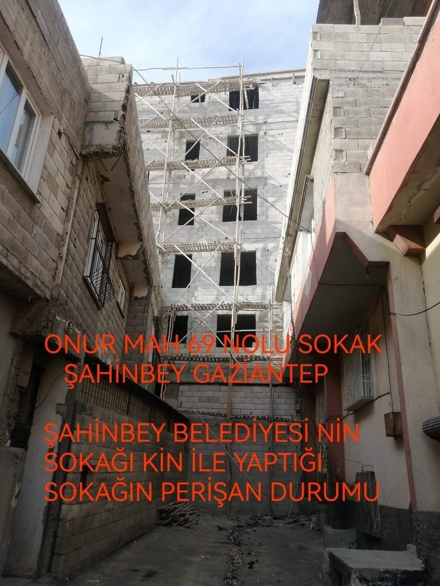 "Öyle hale gelmişler bunaklık geçiriyorlar Promter ile dahi konuşamıyorlar vay Abuzittin ve Kayınçosu öylesiniz..!!
