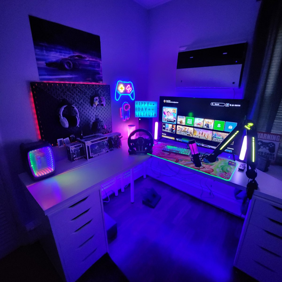 IAM_THETRUTH7's tweet photo. Sorry no stream last night I was busy doing Lil truths new gaming set up for his birthday...he loves it!
I will be live tonight playing games and watching #UFC288 come chill and chat its gonna be a good night 
#twitch #TwitchStreamers #streamer #youtube #twitchaffiliate #SmallStreamersConnectRT #SupportSmallStreamers #SmallStreamerConnect #YoutubeLive #Warzone2 #fortnite