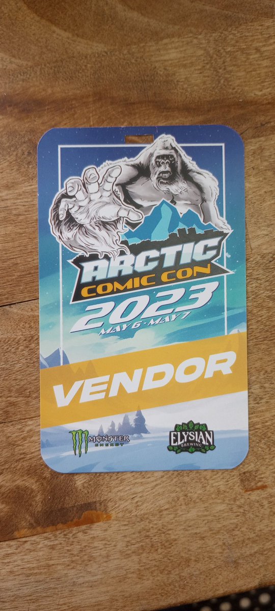 BitchnBiscuitAK's tweet photo. Biscuits and gravy are in the oven and we're ready to feed all of you today at Arctic Comic Con!

#alaska #foodtruck #comiccon #biscuits https://t.co/hAF9DEOBBS
