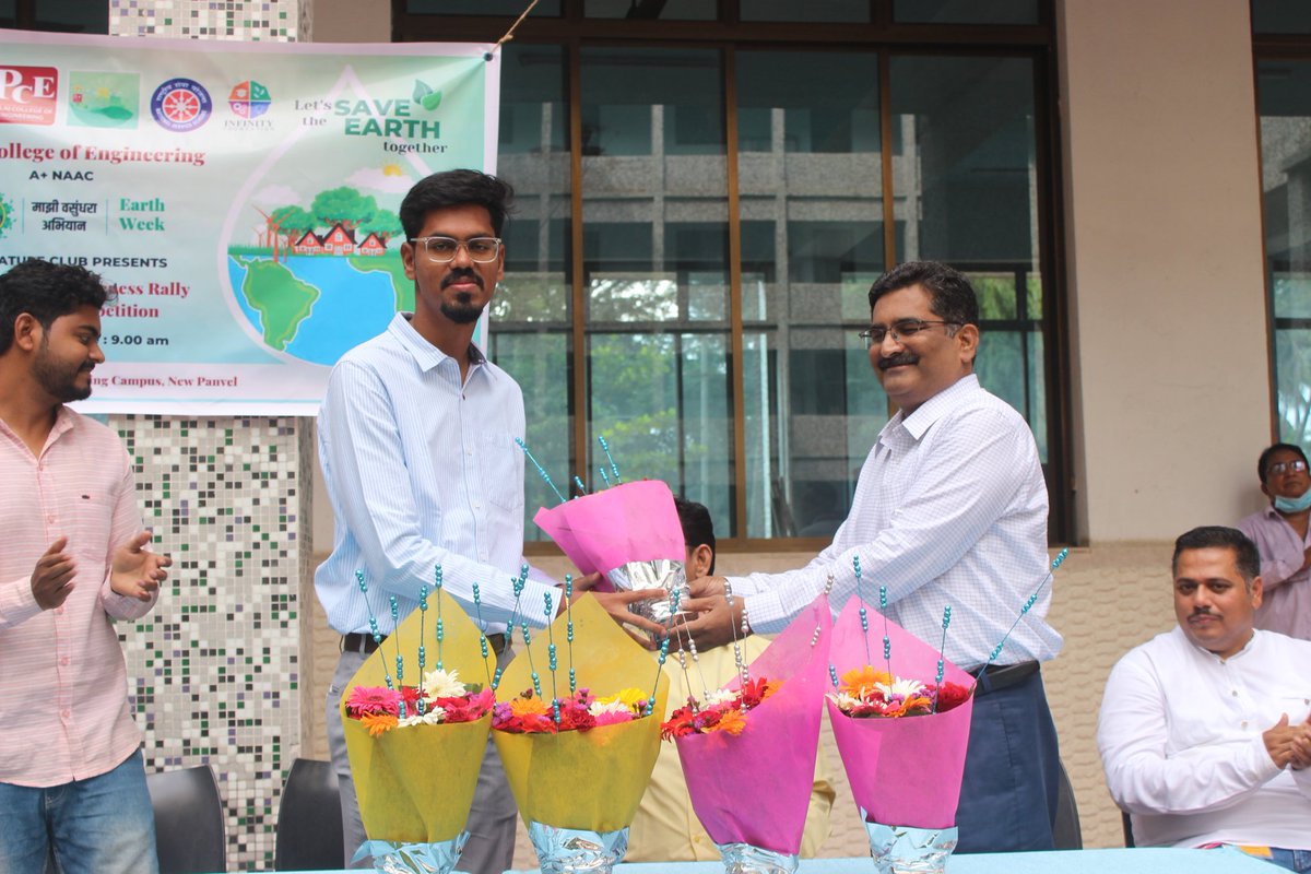 AkulaAyuf's tweet photo. Thank you so much Principal Dr.Sandeep Joshi Sir and Pillai's College of Engineering for Inviting as Chief Guest to the Earth Day Rally ❤️
Coming to PCE will always be special to me 😇

#youtucanlead #Youth4change #Youth4Panvel #Panvel #panvelkar https://t.co/QlsWmjx0HC