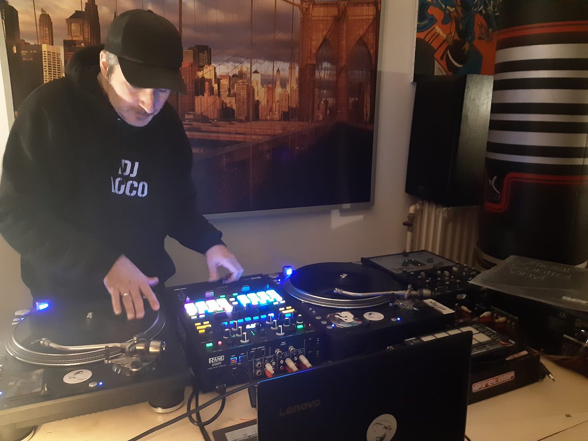 DjLocoofficiel's tweet photo. Dj Loco Scratch🇧🇪🎧🎼 https://t.co/BID1L1P8ck