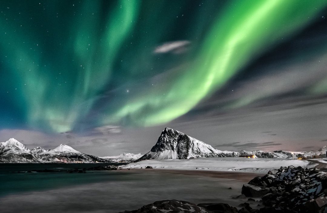 hvgoenka's tweet photo. A few days back, Ladakh's skies were illuminated by the Aurora Borealis, also known as the Northern Lights. A rare event! https://t.co/y25WGQUWLl