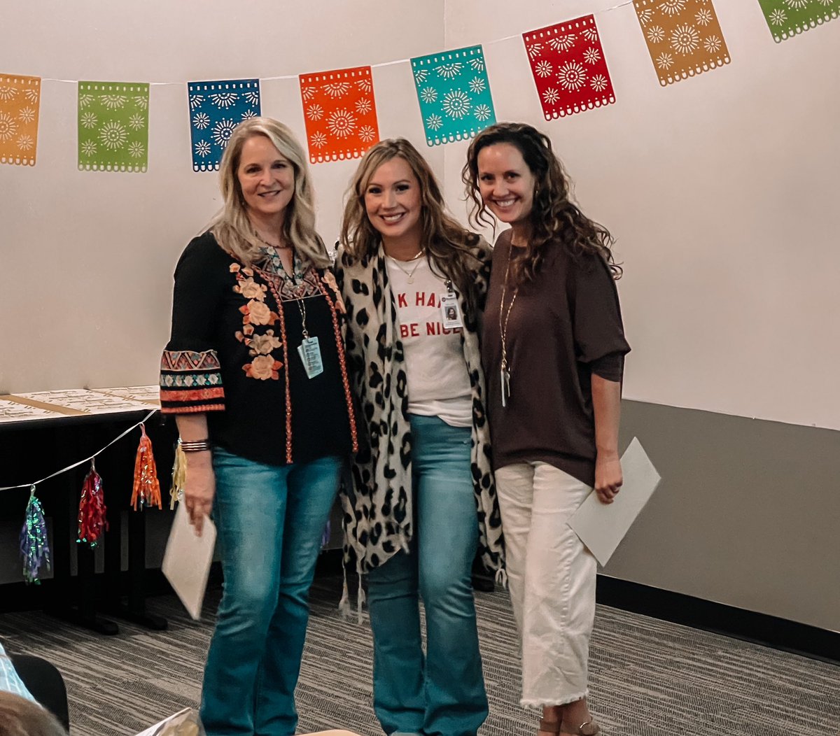 Melanie Acker tweet media