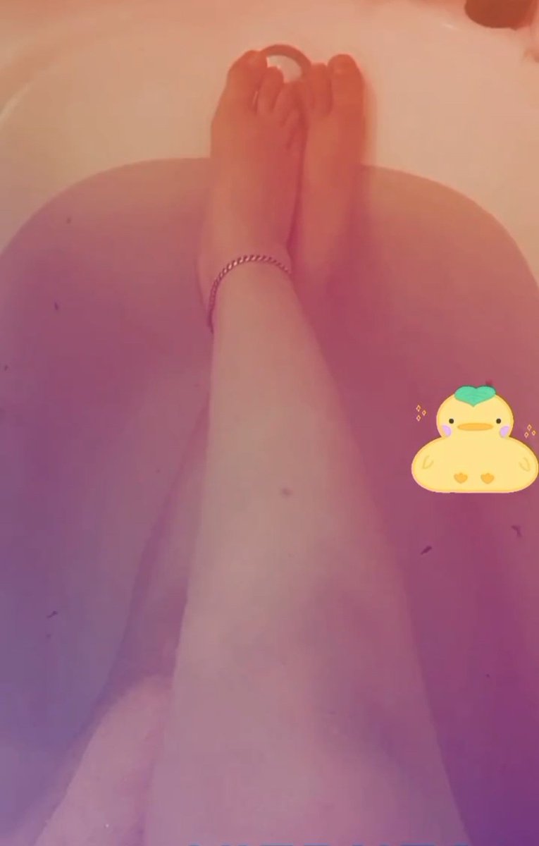 Liharuna's tweet photo. *humming * ~☆♡
#bath #thinking #Reflexiontime https://t.co/sGdk2cU4jj