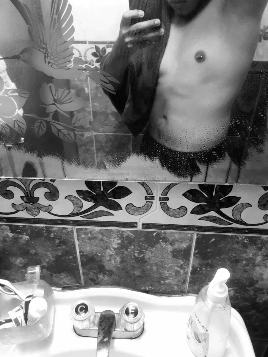 Octavio0999's tweet photo. Bañito y a follar duro🔥😋

#trans #cdmxhot #singlemorelia #moreliahot #sinlgedotado #corneador #sisitrans #hotboy #singlemichoacan #cdmxsinlge #singlequeretaro https://t.co/2uaEe17Jrz