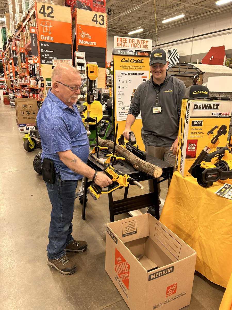 Maria Rebmann tweet media