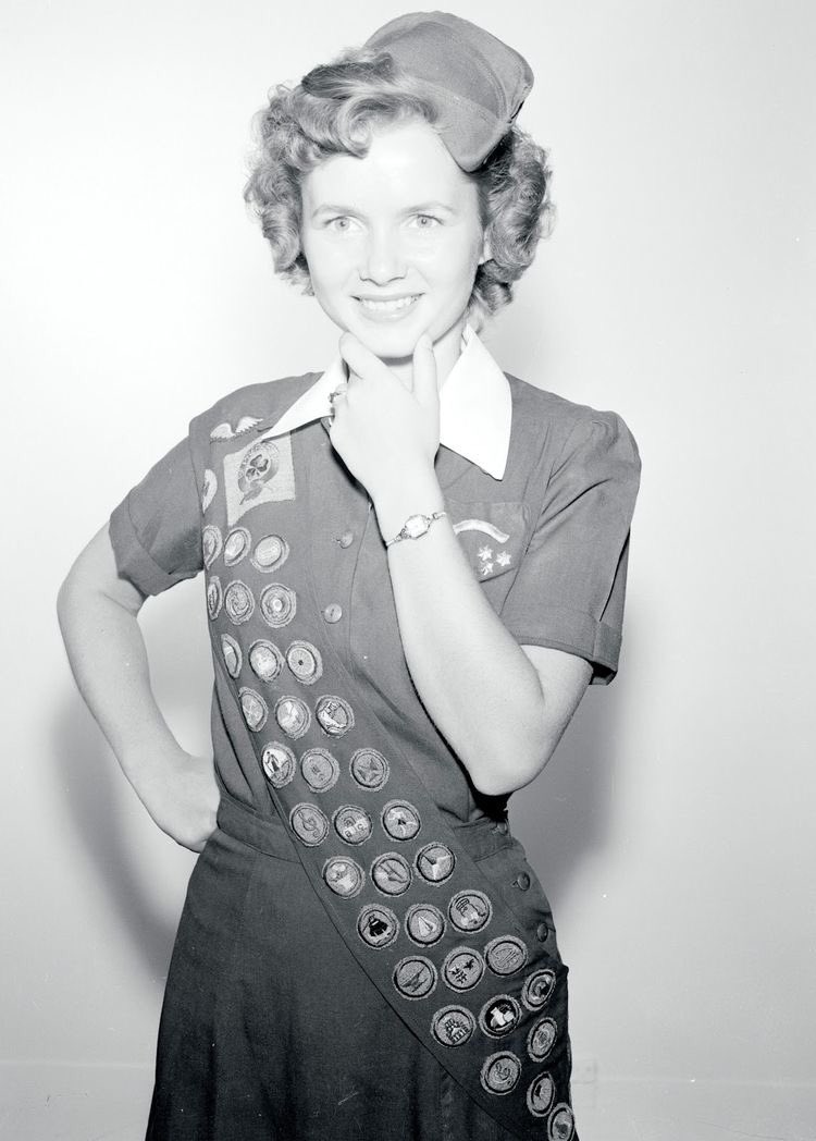 DebbieArchive's tweet photo. Debbie as a young Girl Scout. https://t.co/m1GWZDTt9J